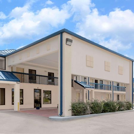 Super 8 By Wyndham Hattiesburg South Ngoại thất bức ảnh