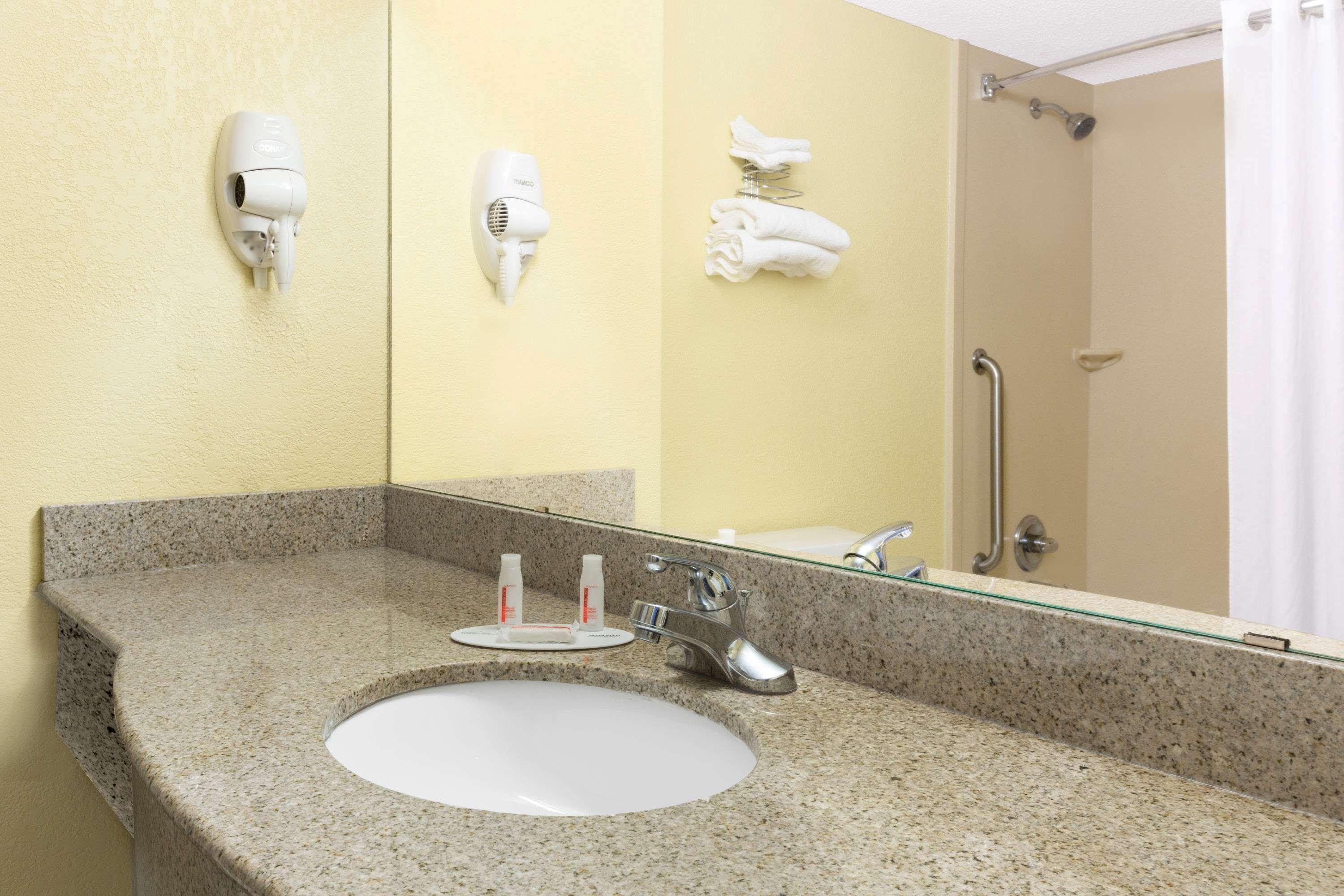 Super 8 By Wyndham Hattiesburg South Ngoại thất bức ảnh
