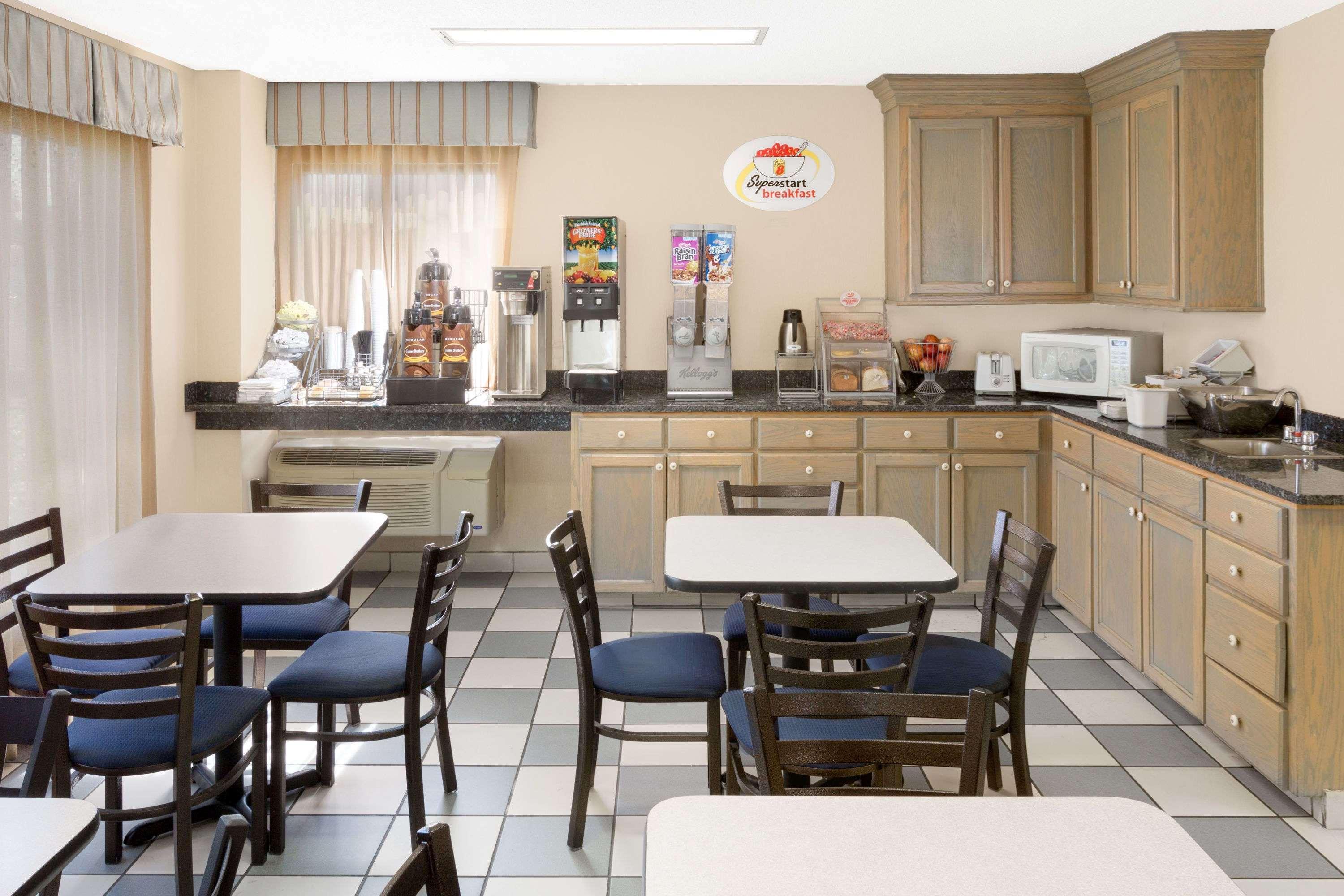 Super 8 By Wyndham Hattiesburg South Ngoại thất bức ảnh