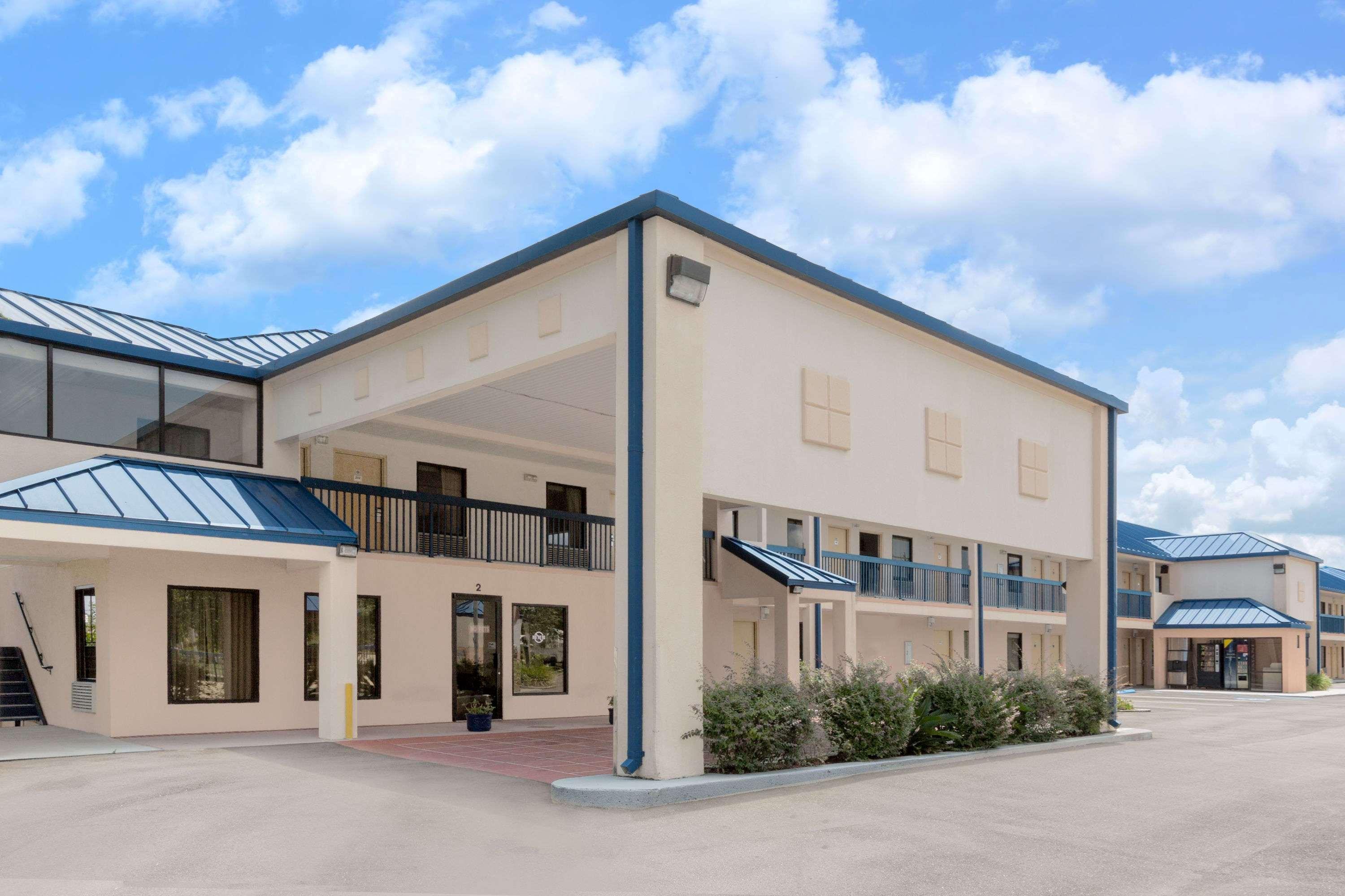 Super 8 By Wyndham Hattiesburg South Ngoại thất bức ảnh